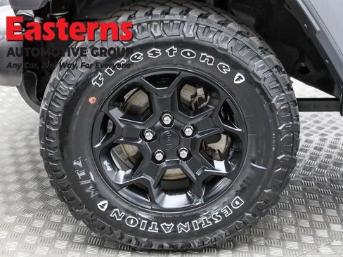 Used 2023 Jeep Wrangler Unlimited w/ Dual Top Group image 30