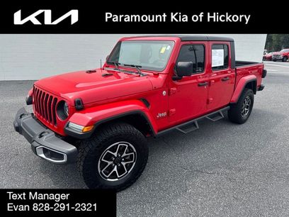 Used 2023 Jeep Gladiator Overland w/ LED Lighting Group
