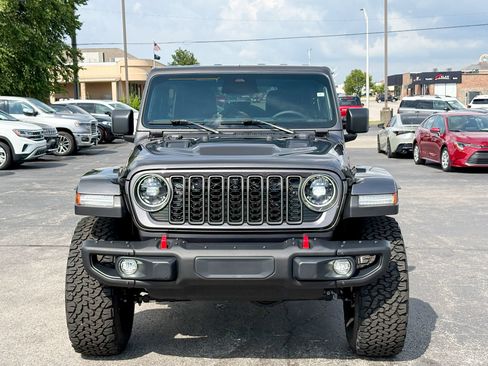 Used 2026 Jeep Wrangler Unlimited Rubicon AWD/4WD image 4
