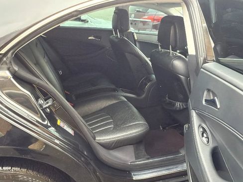 Used 2007 Mercedes-Benz CLS 550 CLS 550 Coupe 4D image 25