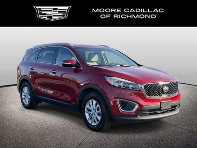 Used 2017 Kia Sorento LX w/ LX Convenience Package