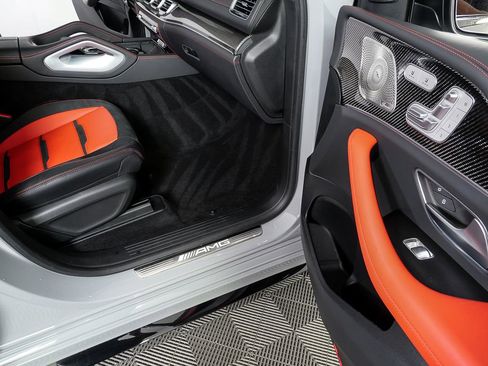 Used 2024 Mercedes-Benz GLE 63 AMG S image 25