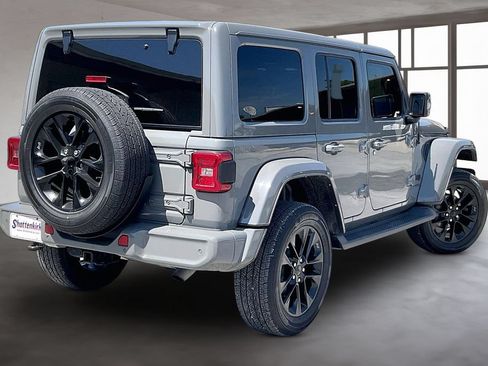 Used 2022 Jeep Wrangler Unlimited Sahara AWD/4WD image 6