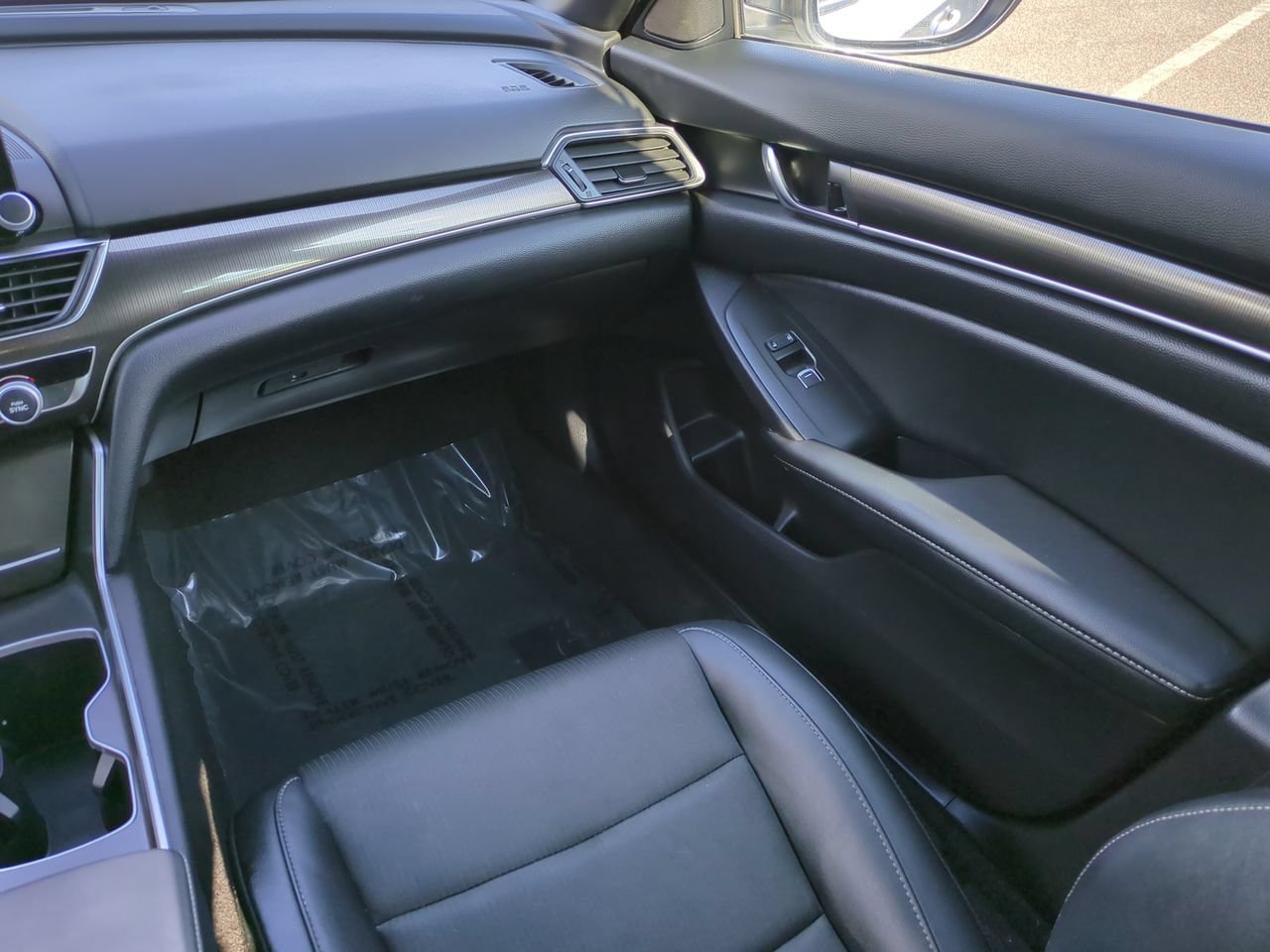 Used 2022 Honda Accord Sport image 16