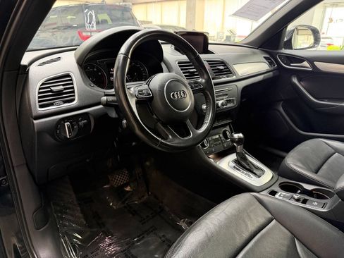 Used 2018 Audi Q3 2.0T Premium w/ Convenience Package AWD/4WD image 19