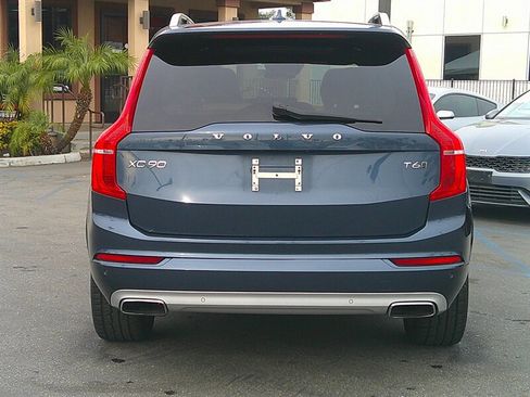Used 2019 Volvo XC90 T6 Momentum image 6