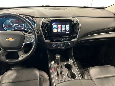 Used 2019 Chevrolet Traverse Premier image 11