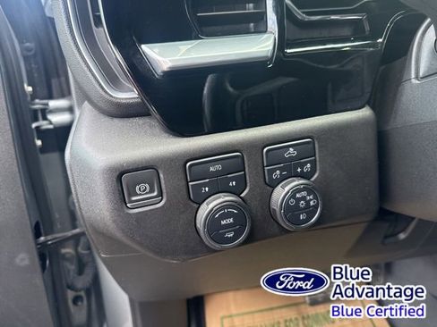 Used 2023 Chevrolet Silverado 1500 RST w/ Rally Edition AWD/4WD image 17