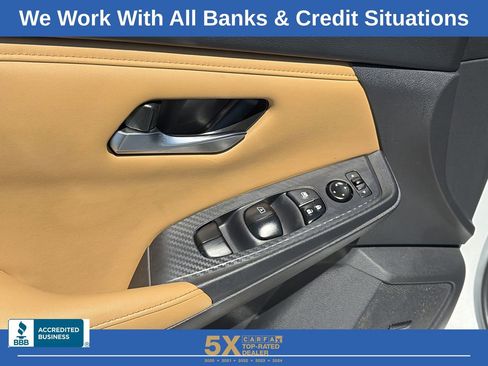 Used 2024 Nissan Sentra SV w/ SV Premium Package image 26