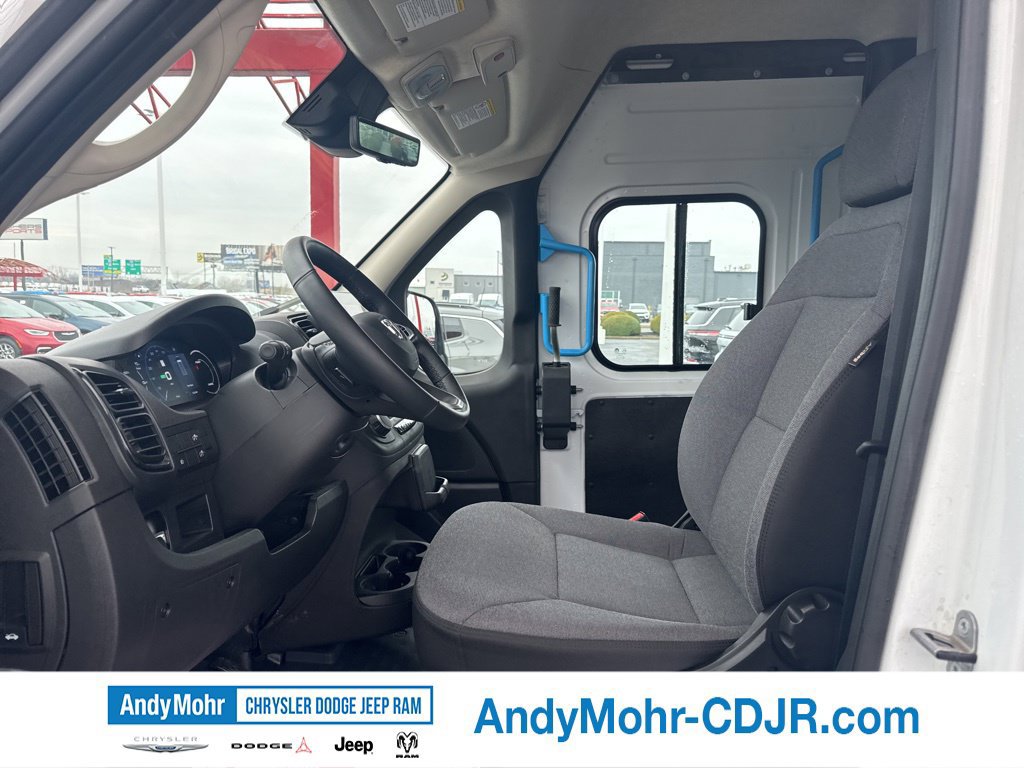 New 2024 RAM ProMaster 3500 w/ Delivery Van Package FWD image 4
