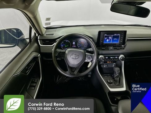 Used 2020 Toyota RAV4 LE w/ All Weather Liner Package AWD/4WD image 24