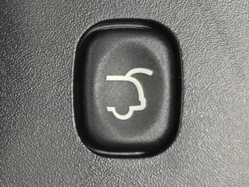 Used 2012 Dodge Grand Caravan SXT FWD image 31