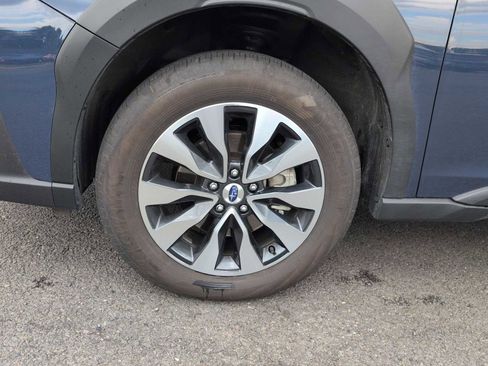 Used 2025 Subaru Outback Limited AWD/4WD image 14