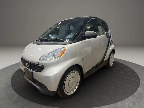 Used 2015 smart fortwo pure RWD image 1