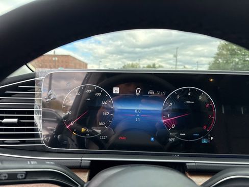 New 2026 Mercedes-Benz GLS 450 4MATIC image 15