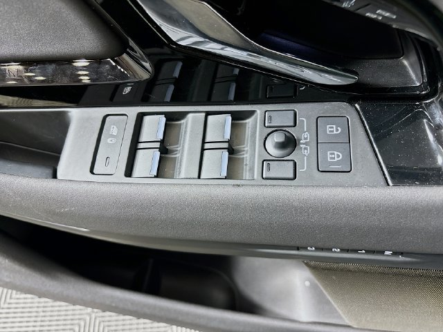 Used 2026 Land Rover Range Rover Evoque S AWD/4WD image 20