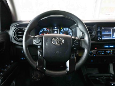 Used 2022 Toyota Tacoma SR AWD/4WD image 21