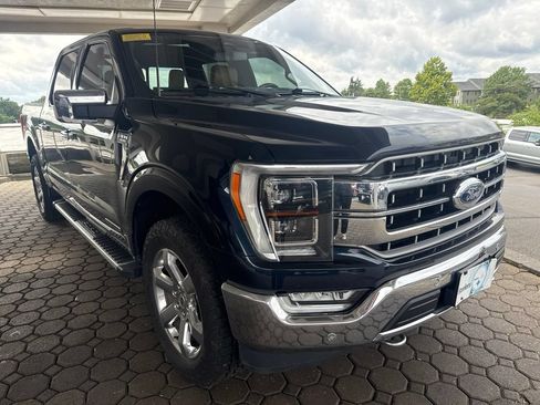 Used 2023 Ford F150 Lariat w/ Equipment Group 502A High AWD/4WD image 4