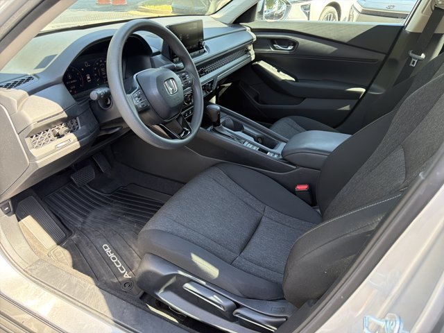 Used 2025 Honda Accord LX image 9