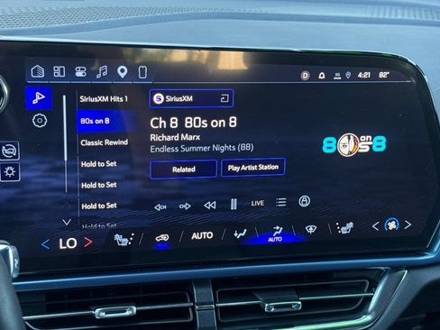 Used 2026 Chevrolet Equinox EV LT FWD image 25