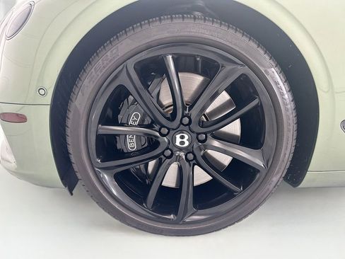 Used 2024 Bentley Continental GT AWD/4WD image 26
