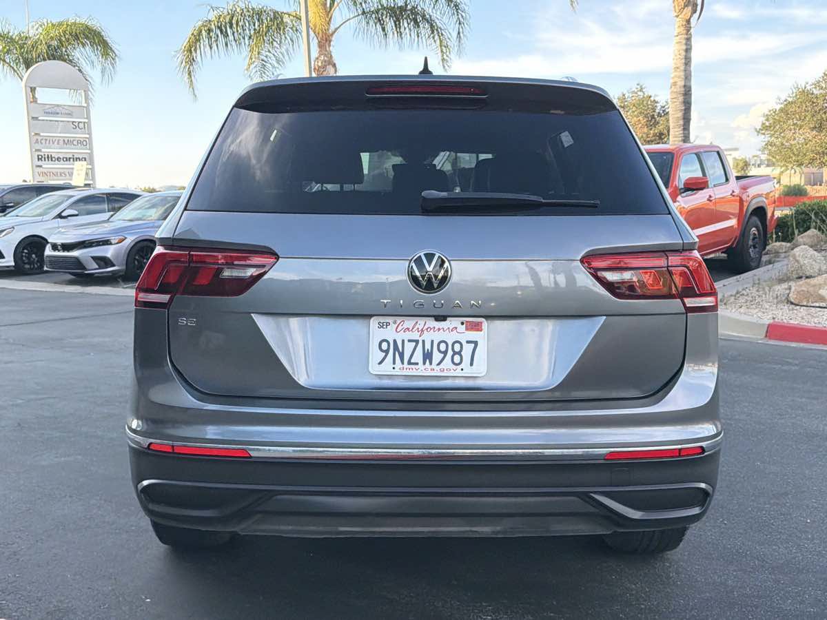 Used 2022 Volkswagen Tiguan SE FWD image 13