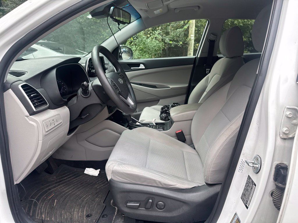 Used 2020 Hyundai Tucson Value AWD/4WD image 16