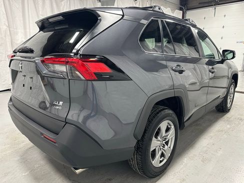 Used 2025 Toyota RAV4 XLE w/ Convenience Package image 7