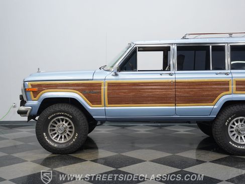 Used 1989 Jeep Grand Wagoneer AWD/4WD image 21