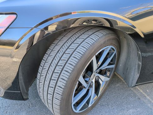 Used 2019 Volvo S60 T5 Momentum image 10