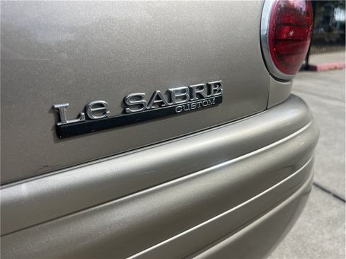 Used 2000 Buick Le Sabre Custom w/ Prestige Opt Pkg FWD image 8