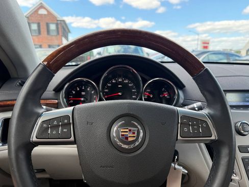 Used 2009 Cadillac CTS 3.6 w/ Wood Trim Package RWD image 20