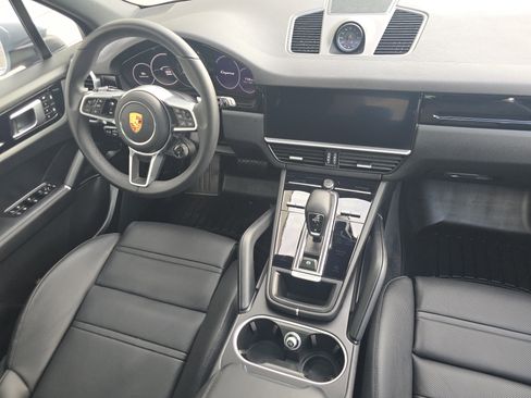 Certified 2023 Porsche Cayenne AWD/4WD image 23