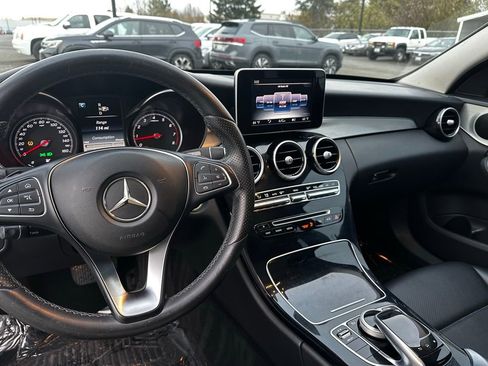 Used 2015 Mercedes-Benz C 300 4MATIC Sedan image 10