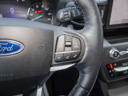 Used 2020 Ford Explorer Limited image 27