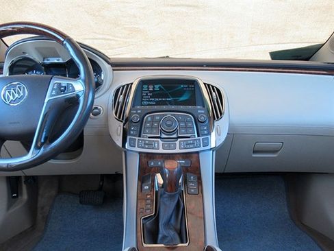 Used 2011 Buick LaCrosse CXS FWD image 21