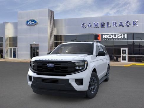 New 2026 Ford Expedition Active AWD/4WD image 2