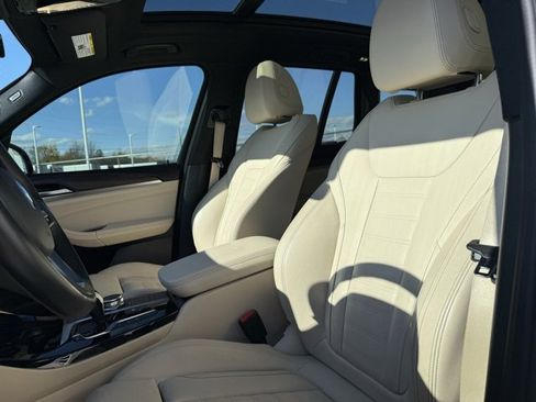 Used 2020 BMW X3 xDrive30e w/ Premium Package image 11
