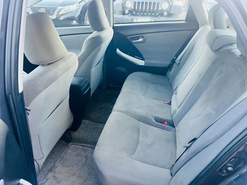 Used 2012 Toyota Prius Three FWD image 17