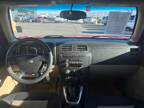 Used 2006 HUMMER H3 AWD/4WD image 2
