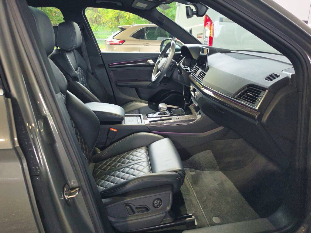 Used 2023 Audi SQ5 Prestige w/ Prestige Package AWD/4WD image 11