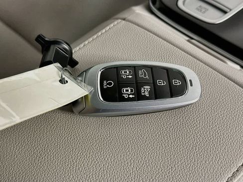 Used 2024 Hyundai Tucson Limited FWD image 22