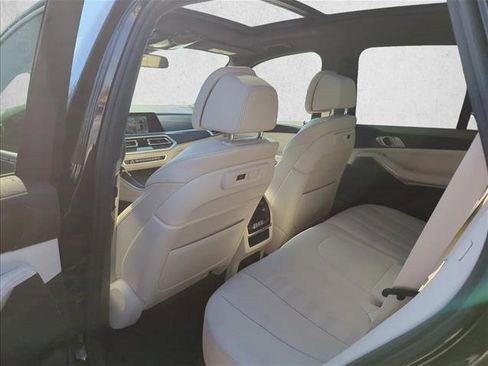 Used 2022 BMW X5 sDrive40i w/ Luxury Seating Package image 12