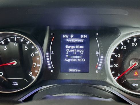 Used 2021 Jeep Compass Latitude w/ Driver Assistance Group FWD image 19