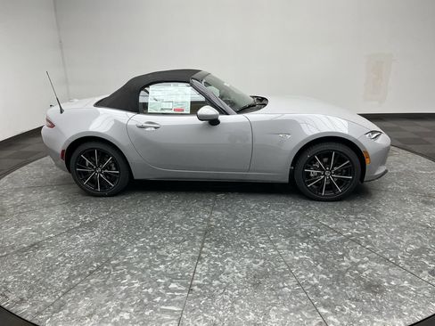 New 2026 MAZDA MX-5 Miata Grand Touring w/ Weather Package RWD image 26
