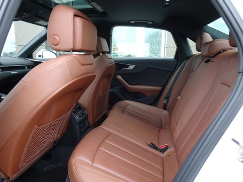 Used 2021 Audi A4 2.0T Premium Plus w/ Premium Plus Package image 16