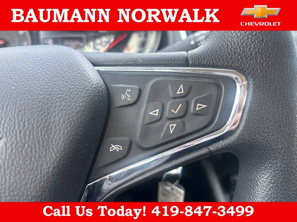 Used 2017 Chevrolet Cruze LT FWD image 22