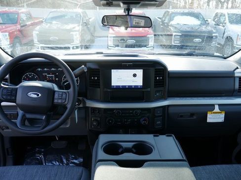New 2026 Ford F250 XLT w/ FX4 Off-Road Package image 4