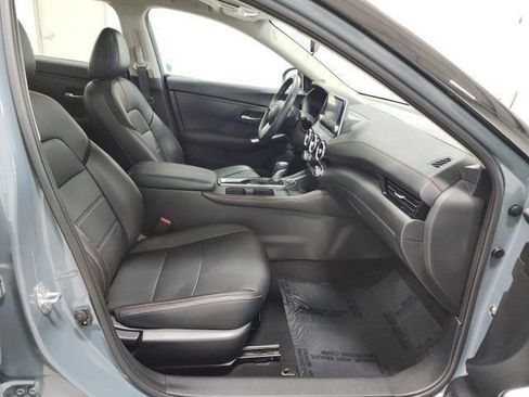 Used 2024 Nissan Sentra SR w/ SR Premium Package FWD image 16