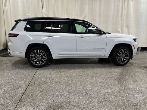 Certified 2023 Jeep Grand Cherokee L Summit AWD/4WD image 6